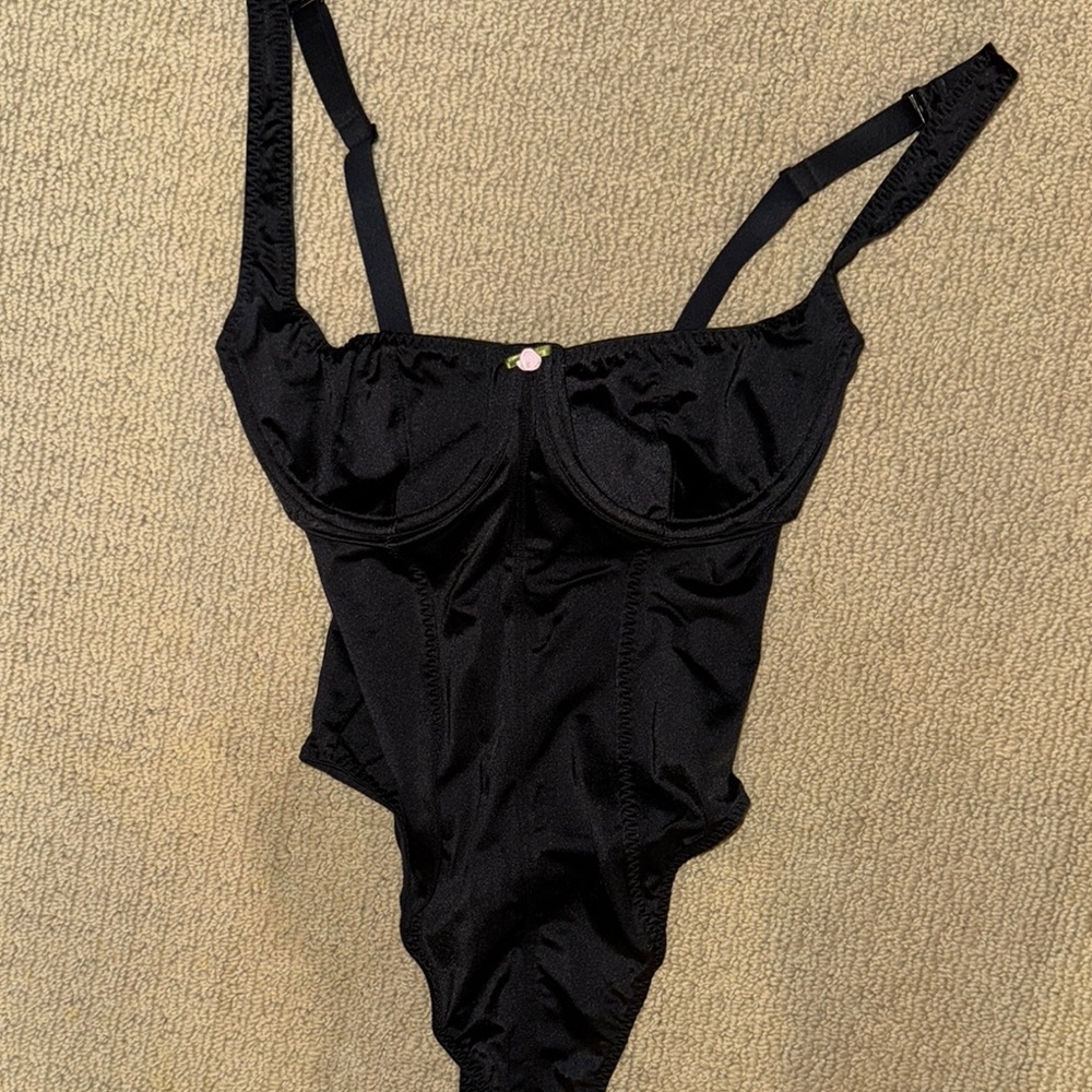 SKIMS Black Bodysuit